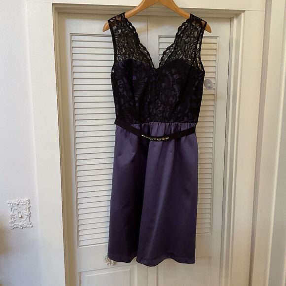 After Six Black Lace Cocktail Length V-Neck Dress Size 10 NWT - Picture 3 of 10